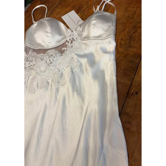 Sz M - NEW Saints & Secrets Satin Dress - Picture 2 of 9